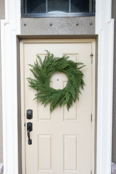 Vita Domi 30" Faux Cedar Wreath, Christmas Wreaths for Front Door Outside, Green Wreath Christmas, Window Wreaths, Real Touch Norfolk Pine Wreath, Evergreen Wreath, Large Christmas Wreath w/ 128 Tips