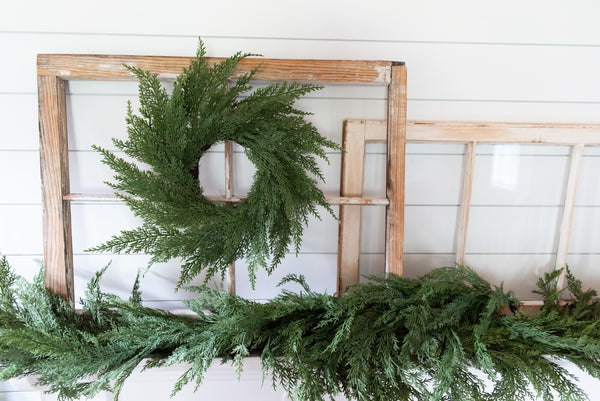 Vita Domi 18" Faux Cedar Wreath, Christmas Wreaths for Front Door Outside, Green Wreath Christmas, Window Wreaths, Real Touch Norfolk Pine Wreath, Evergreen Wreath, Cypress Norfolk Wreath for Chairs w/ 56 Tips