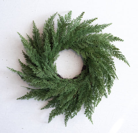 Vita Domi 18" Faux Cedar Wreath, Christmas Wreaths for Front Door Outside, Green Wreath Christmas, Window Wreaths, Real Touch Norfolk Pine Wreath, Evergreen Wreath, Cypress Norfolk Wreath for Chairs w/ 56 Tips