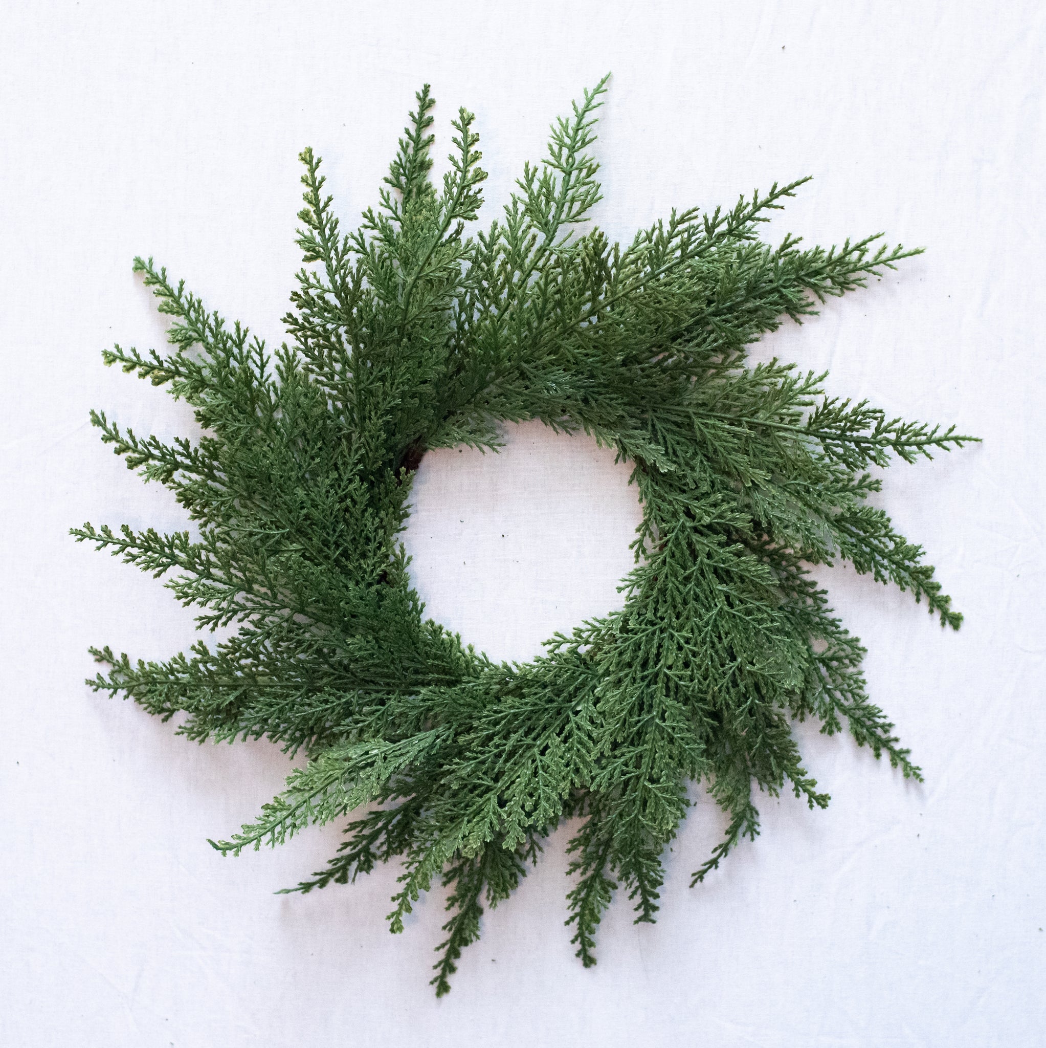 Vita Domi 12" Faux Cedar Wreath, Christmas Wreaths for Front Door Outside, Green Wreath Christmas, Window Wreaths, Real Touch Norfolk Pine Wreath, Evergreen Wreath, Cypress Norfolk Wreath for Chairs w/ 24 Tips